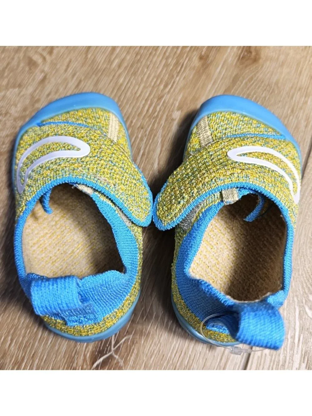 Nike Swoosh 1 TD Infant Flyknit Shoes Team Gold Sail Blue Sz 6C FB3244-700 NWOB